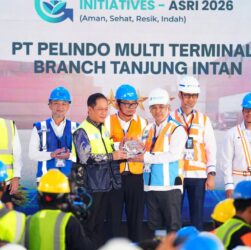 Pelabuhan Tanjung Intan Raih Penghargaan Green and Smart Port 2026