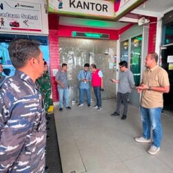 Elnusa Petrofin Perkuat Operasional Distribusi BBM di Sumatra Utara Pastikan Penyaluran BBM di Sumatra Utara Kembali Normal Elnusa Petrofin Perkuat Operasional Distribusi BBM di Sumatra Utara Pastikan Penyaluran BBM di Sumatra Utara Kembali Normal