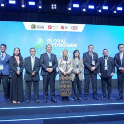 SUCOFINDO Dukung Bus H2 DDF Pertama di Indonesia, Perkuat Ekosistem Hidrogen Nasional SUCOFINDO Dukung Bus H2 DDF Pertama di Indonesia, Perkuat Ekosistem Hidrogen Nasional