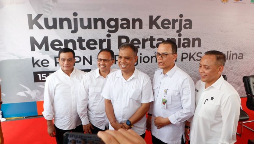 Holding Perkebunan Nusantara Perkuat Program B50, PTPN IV PalmCo Serap 1,73 Juta Ton TBS Petani Holding Perkebunan Nusantara Perkuat Program B50, PTPN IV PalmCo Serap 1,73 Juta Ton TBS Petani